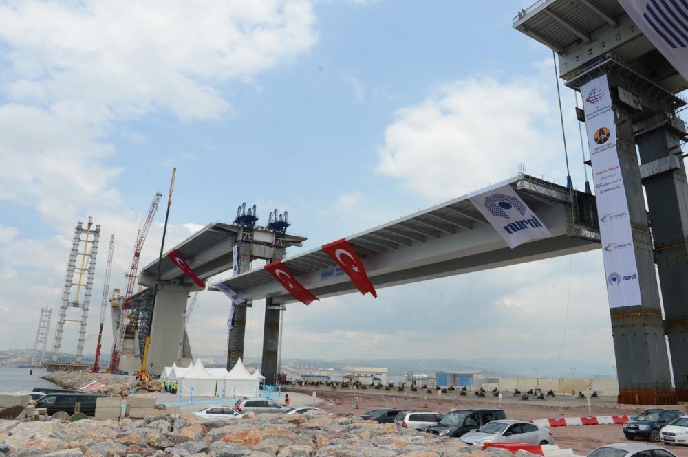 MEGA PROJENIN EN AGIR PARCASI